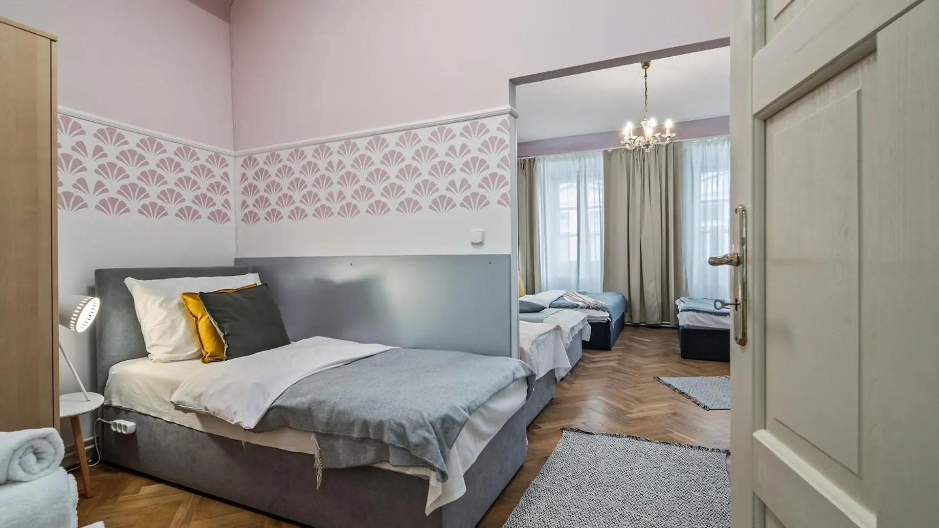 Charles Bridge Historical Apts By Michal&Friends プラハ 0*,  チェコ