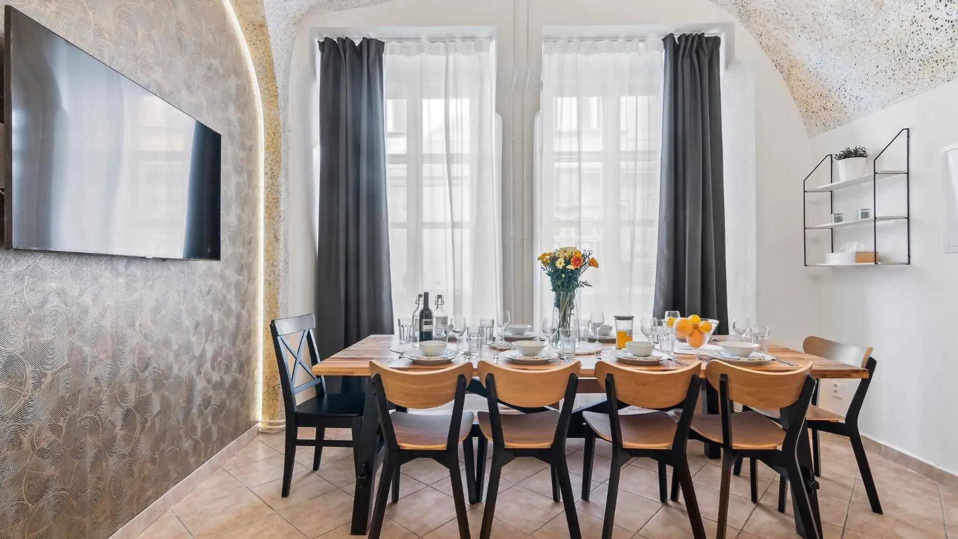 Charles Bridge Historical Apts By Michal&Friends プラハ
